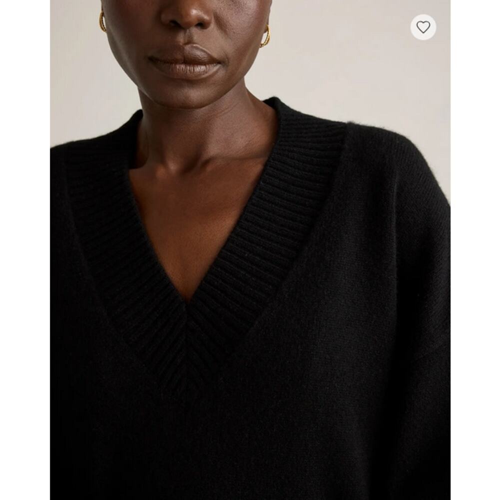 Quince Mongolian Cashmere Oversized V-Neck Sweater Black Size M NWOT - Picture 7 of 8